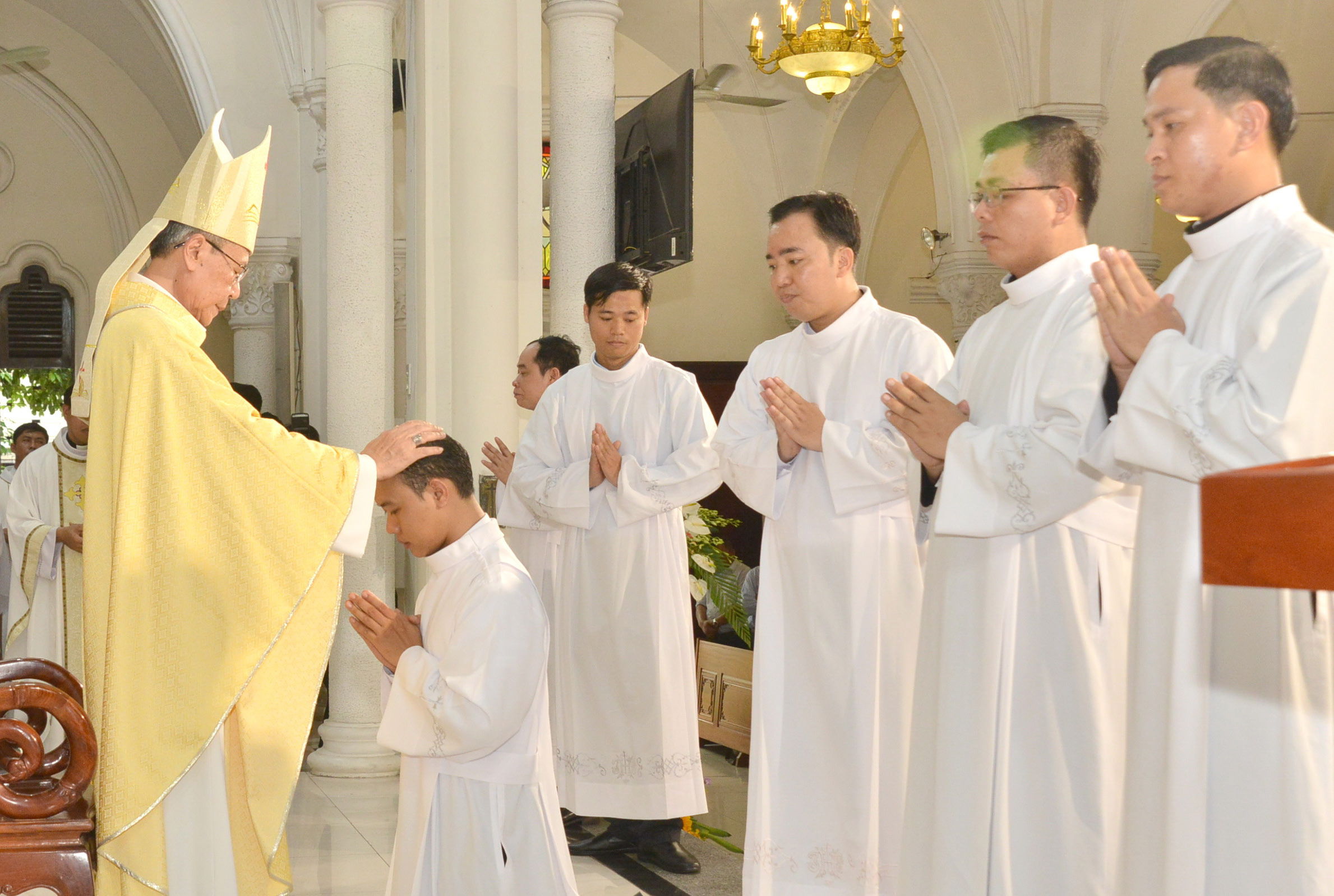 Giáo phận Mỹ Tho thêm 6 tân phó tế